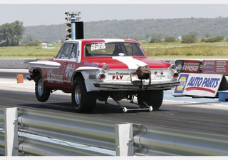 Illustration for article titled Vintage Drag Racing at Mid-America Motorplex